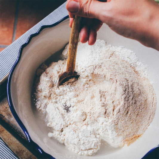 Sourdough Bread Guide: Best Recipes, Baking Techniques, Starter Tips & Tools