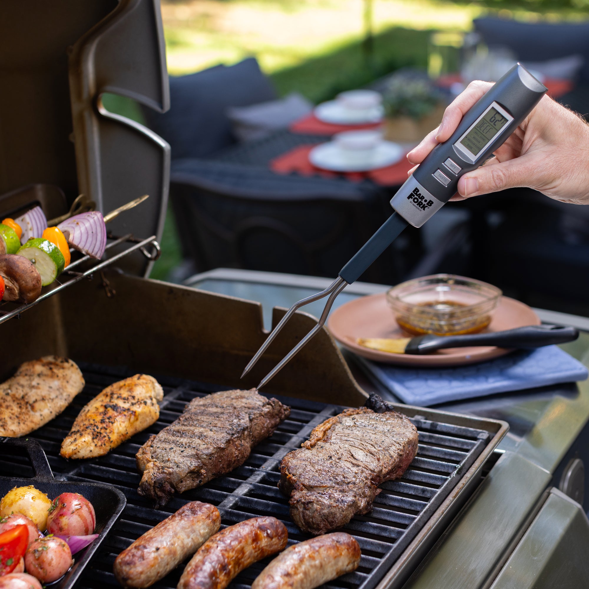 Maverick Digital Grilling BBQ Fork Thermometer - Thumbnail 4