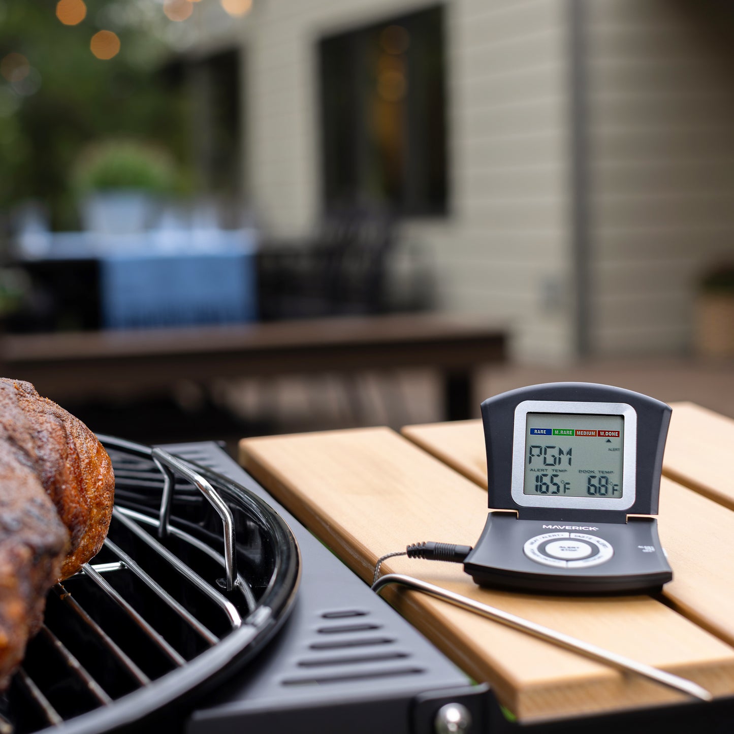 Compact Digital Roasting Thermometer