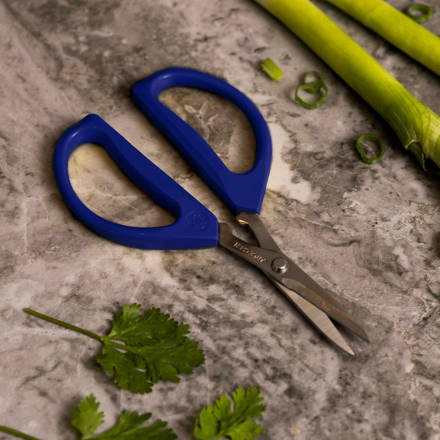 Original Unlimited Kitchen Scissors with Blue Handles