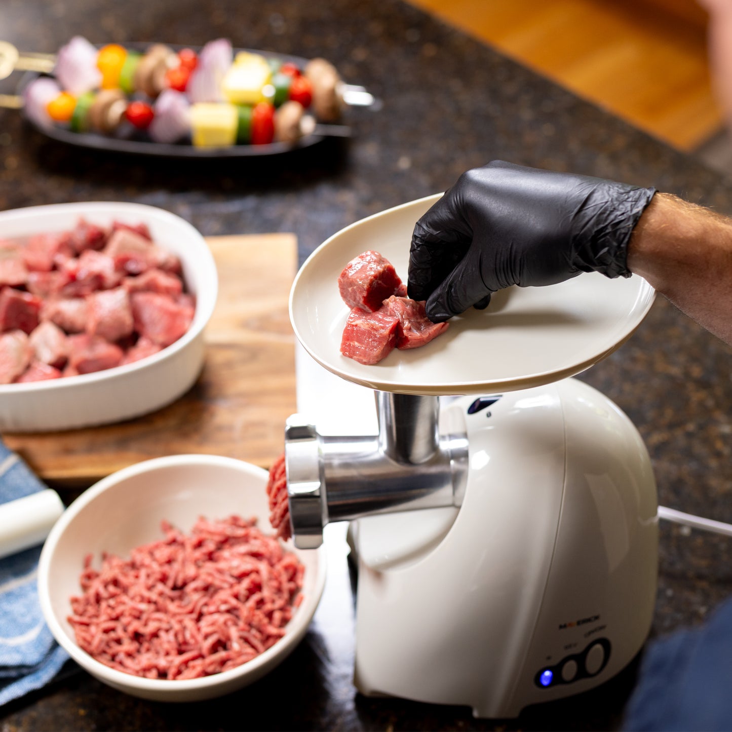 Deluxe 575 Watt Meat Grinder