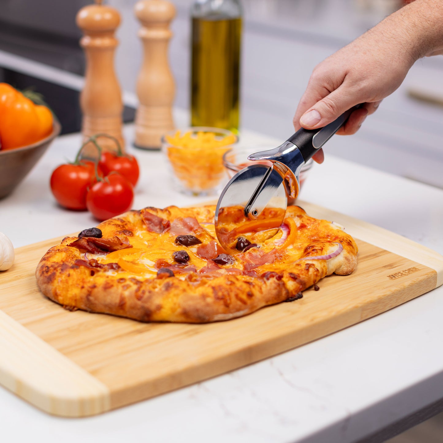 Premium Pizza Cutter, 3.5" Cutting Wheel