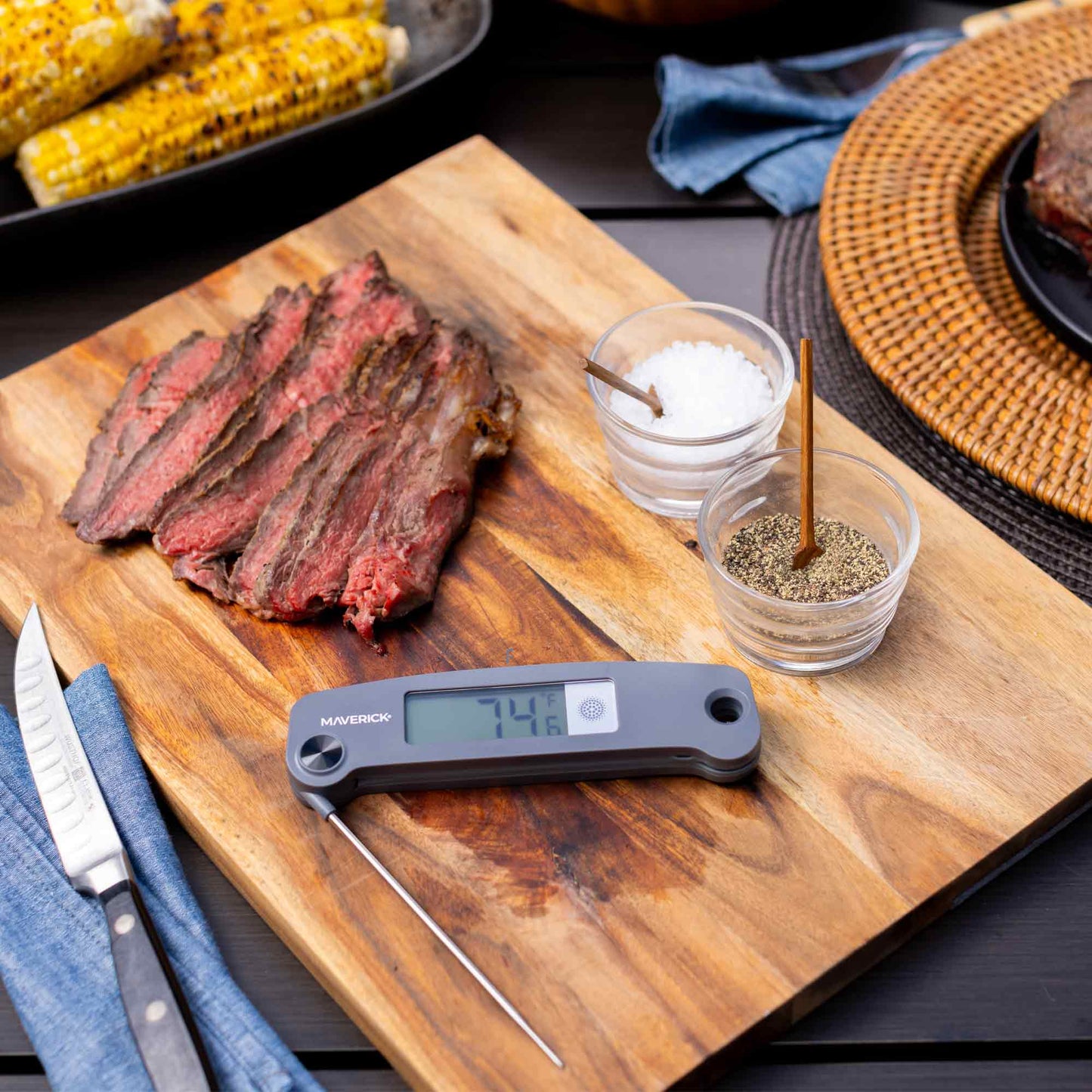 Extra Large LCD Thermocouple Thermometer